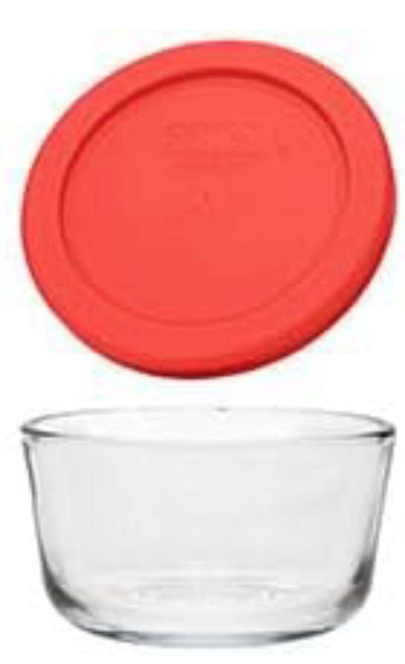 Pyrex 1-Cup Glass Storage Containers 6 with lids.
Meal Prep! - Picture 2 of 6